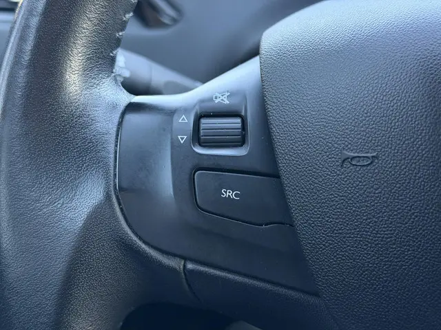 Peugeot 208 1.2 PureTech Signature 2018 Benzine 18