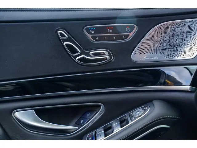 Mercedes-Benz S-Klasse AMG 63 4Matic Lang 2015 Benzine 25