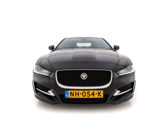 Jaguar XE 2.0 D R-Sport-Pack 2017 Diesel 2
