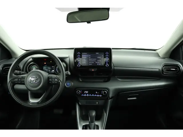 Toyota Yaris 1.5 Hybrid Dynamic 2023 Hybride Benzine 4