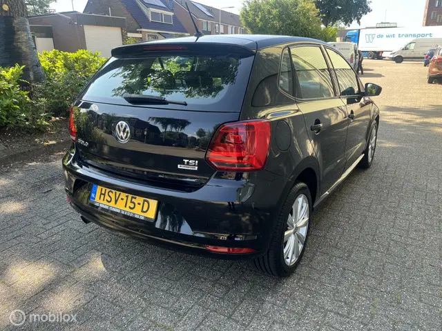 Volkswagen Polo 1.2 TSI Comfortline 2014 Benzine 3