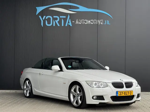 BMW 3 Serie Cabrio 325i High Executive 2012 Benzine 10