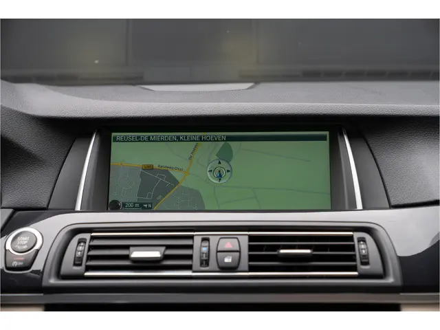 BMW 5 Serie 528i High Executive | 2013 Benzine 22