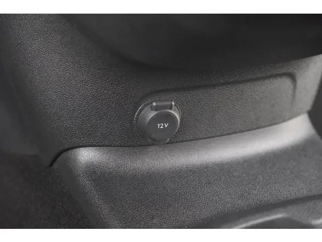 Peugeot Partner 1.5 BlueHDi 100 S&S L1 2023 Diesel 27