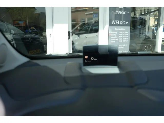 Citroën C3 Aircross PT130 Shine 2019 Benzine 33