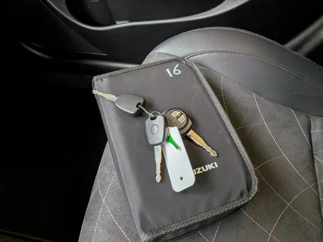 Suzuki Swift 1.2 X-tra Edition | * Carplay 2015 Benzine 19