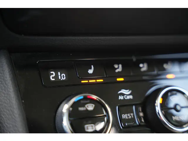 Škoda Superb 1.5 TSI ACT Business Edition 2020 Benzine 28