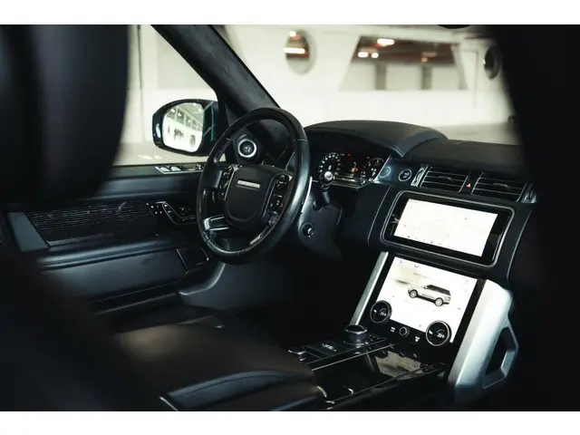 Land Rover Range Rover 3.0 TDV6 autobiography 2018 Diesel 9