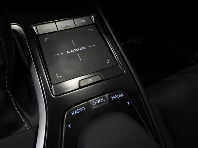 Lexus UX 250h Preference Line 2021 Hybride Benzine 15