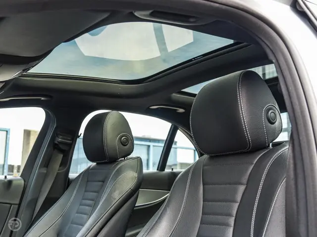Mercedes-Benz E-Klasse 200 Ambition 2016 Benzine 10