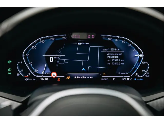 BMW X5 xDrive45e High Executive 2022 Hybride Benzine 30