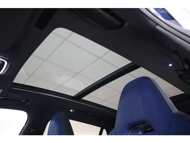 Lynk & Co 01 1.5 2023 Hybride Benzine 33