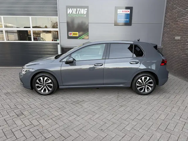 Volkswagen Golf 2.0 TDI Style 2022 Diesel
