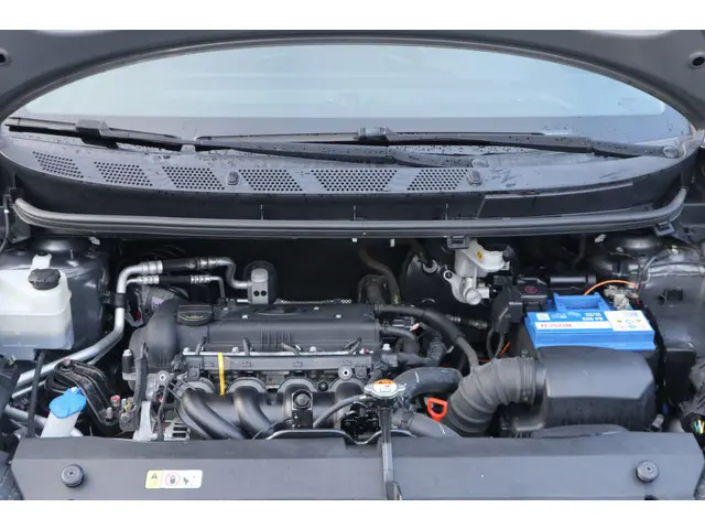 Hyundai ix20 1.6i i-Vision 2014 Benzine 15