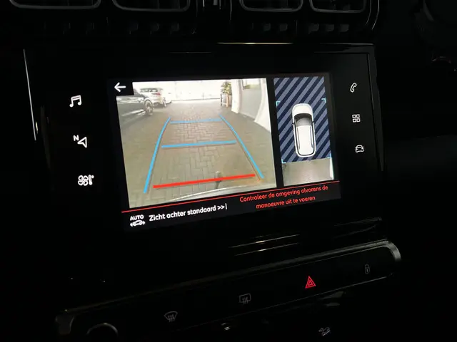 Citroën C3 Aircross 1.2 PureTech S&S Shine 2019 Benzine 16