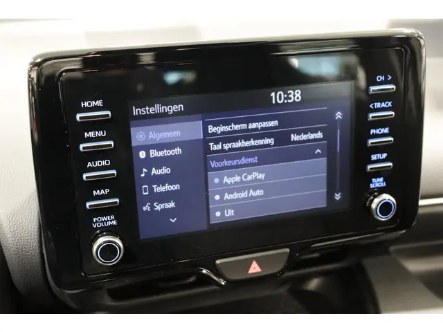 Toyota Yaris 1.5 Hybrid Dynamic, 2022 Hybride Benzine 8