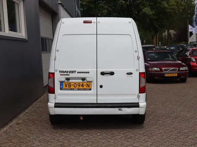 Ford Transit Connect T230L 1.8 TDCi Trend 2013 Diesel 5