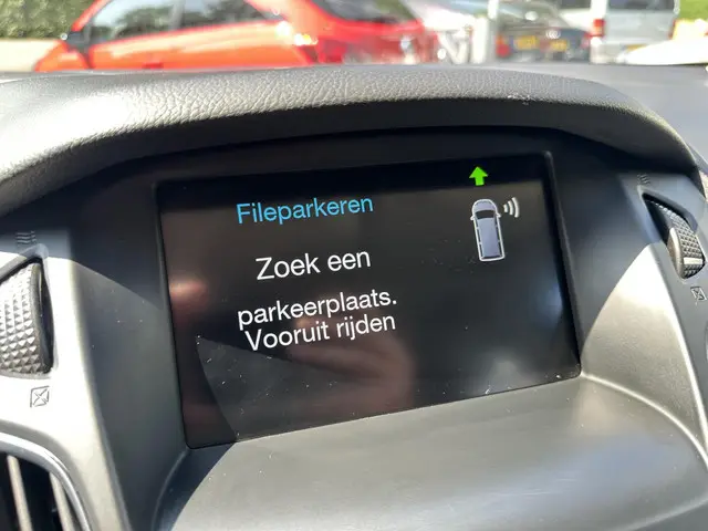 Ford Focus Wagon 1.0 EcoBoost Titanium 2016 Benzine 23