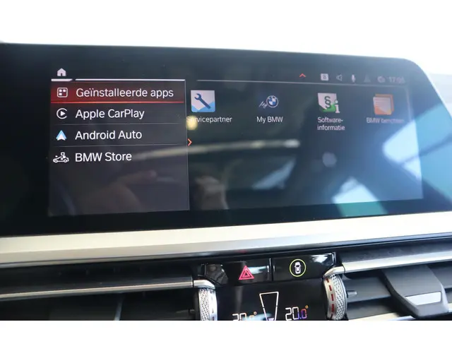 BMW 3 Serie Touring 320i 2020 Benzine 14