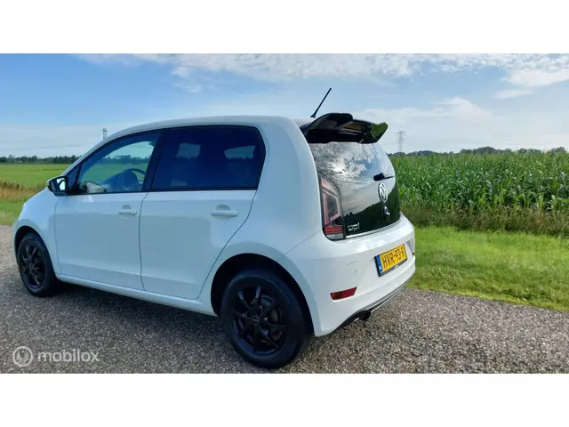 Volkswagen up! 1.0 TSI BMT high up! 2017 Benzine 3