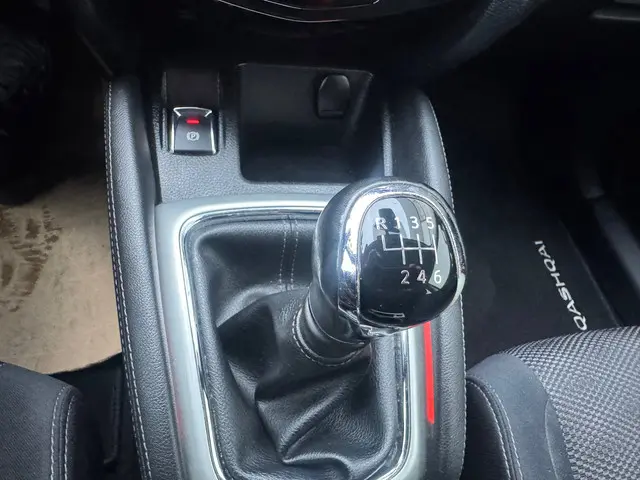 Nissan QASHQAI 1.2 Tekna Camera Navi Airco 2015 Benzine 21