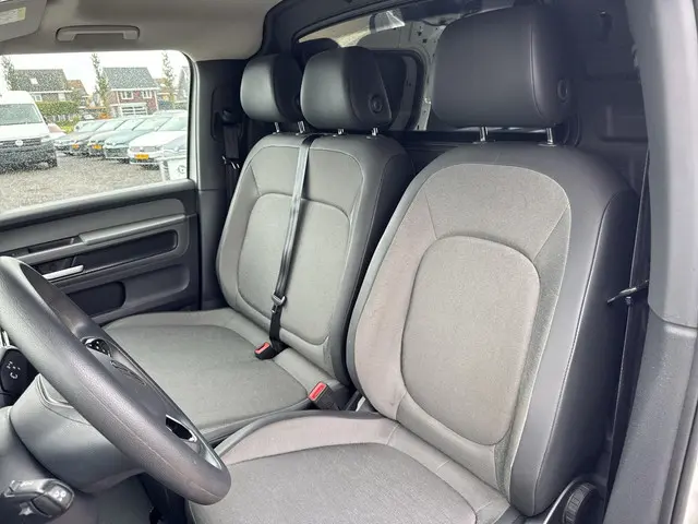 Volkswagen ID. Buzz Cargo 77 kWh L1 2023 Elektrisch 10