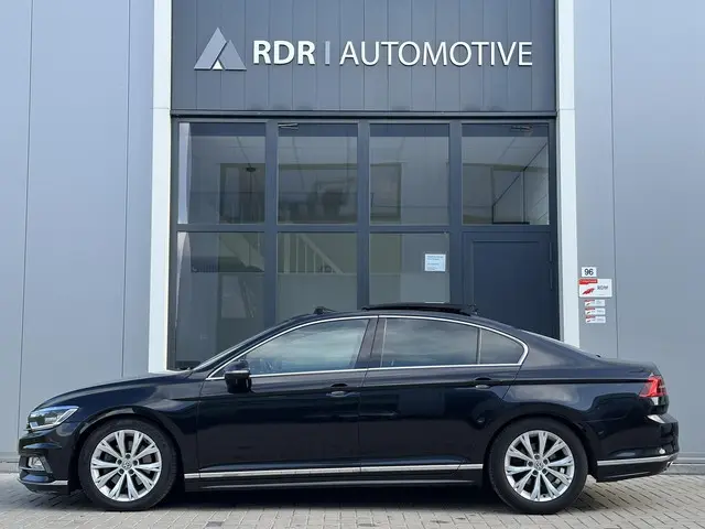 Volkswagen Passat 1.4 TSI R-Line / Pano / Leder 2016 Benzine 6