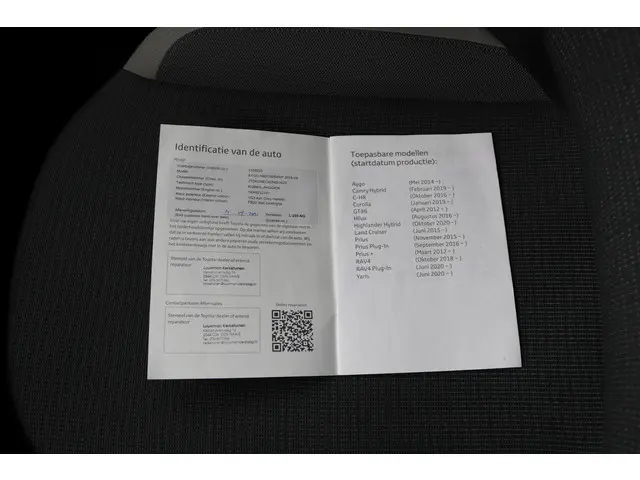 Toyota Aygo 1.0 VVT-i x-play 2021 Benzine 44