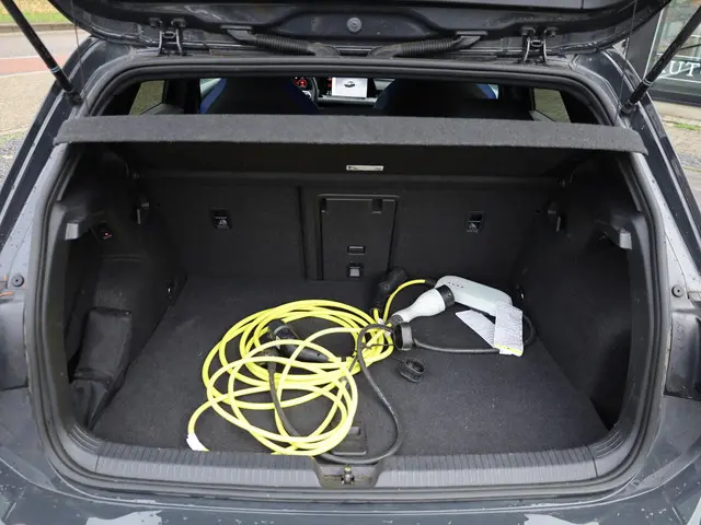 Volkswagen Golf GTE 2022 Hybride Benzine 23