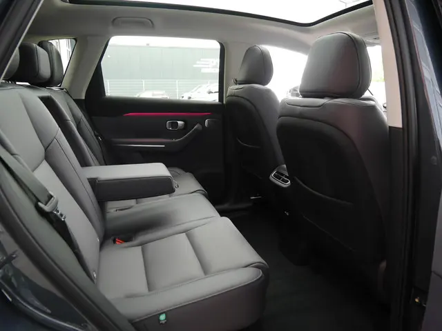 Leapmotor C10 REEV Design 28.4 kWh 2026 Hybride Benzine 12