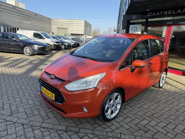 Ford B-MAX 1.0 EcoBoost Titanium Navigatie 2014 Benzine 2