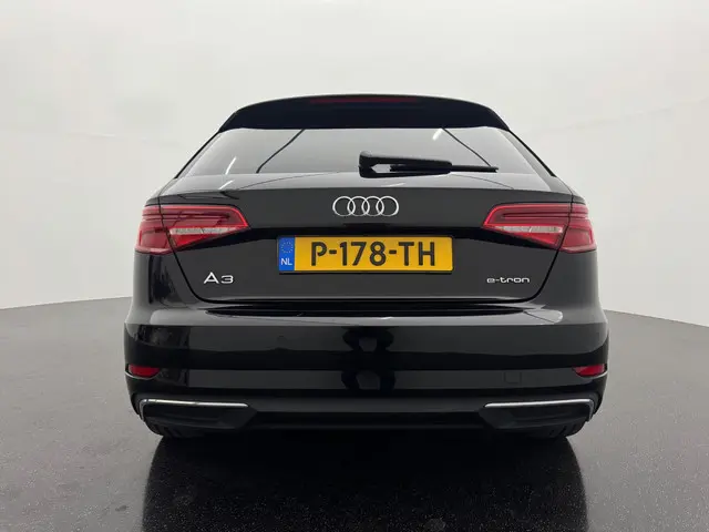 Audi A3 Sportback 1.4 e-tron Sport 2018 Hybride Benzine 8