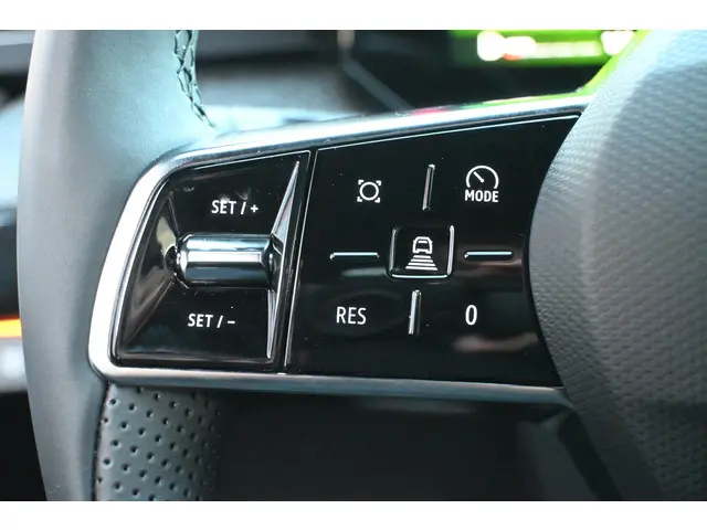 Renault Clio esprit Alpine 2026 Hybride Benzine 19