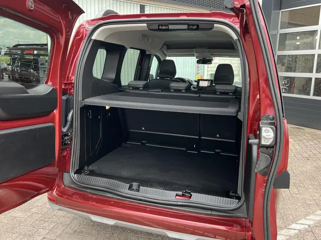 Renault Kangoo 1.3 TCe 130 EDC 2022 Benzine 27