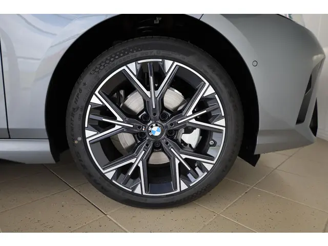 BMW 1 Serie 120 2025 Benzine 6