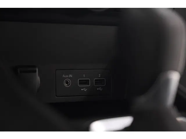 Renault Captur Mild Hybrid 140 EDC Techno 2023 Benzine 43