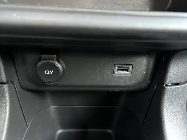 Citroën C3 1.2 PureTech Feel 2020 Benzine 27