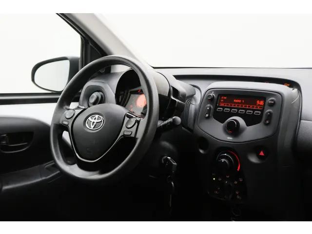 Toyota Aygo 1.0 VVT-i x-fun 2022 Benzine 25