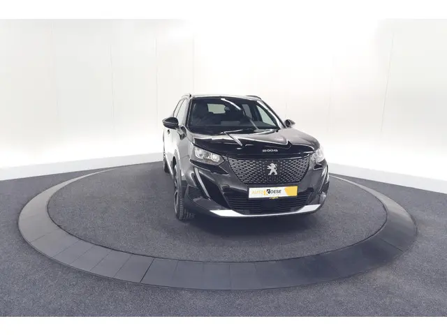 Peugeot 2008 PureTech 130 Allure Pack 2023 Benzine 68