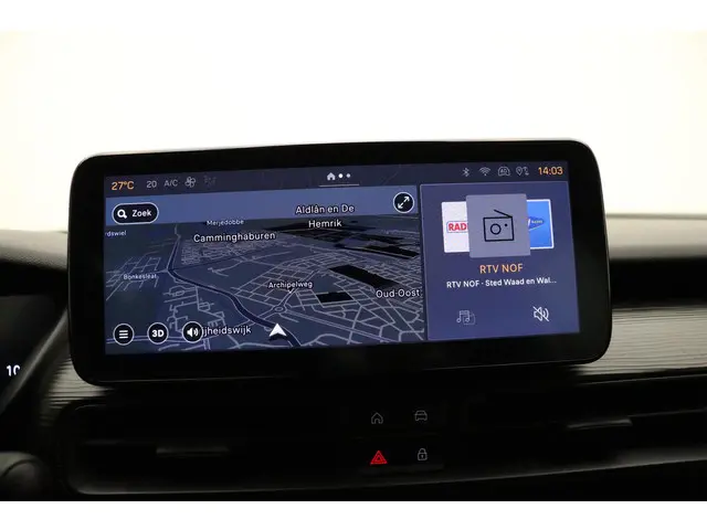 Jeep Avenger 1.2 Altitude 2024 Benzine 24