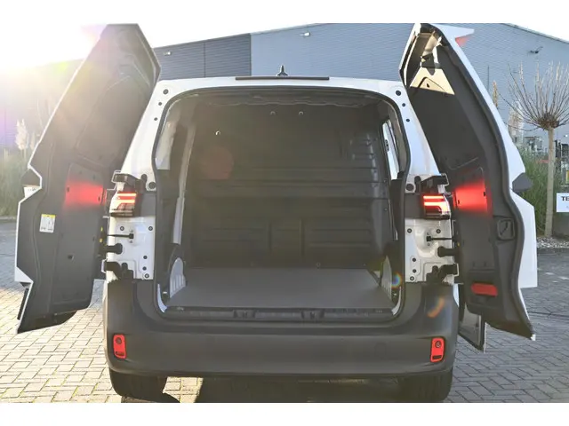 Volkswagen ID. Buzz Cargo 79 kWh 2025 Elektrisch 11