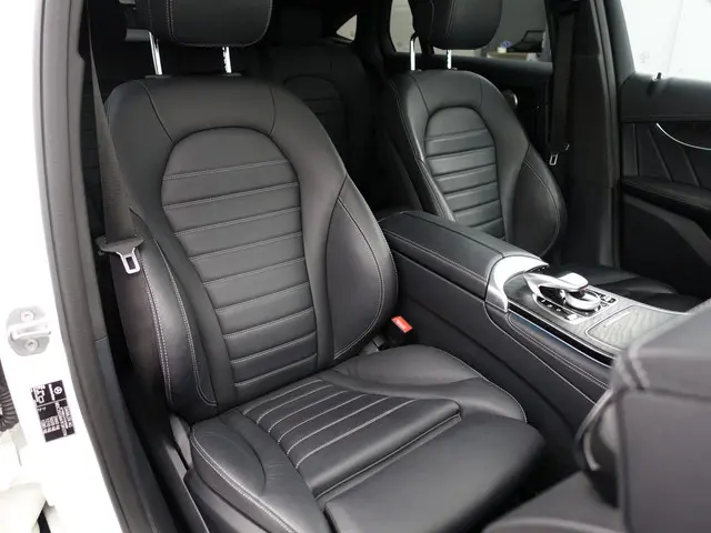 Mercedes-Benz GLC Coupe 43 AMG 4MATIC 2018 Benzine 32