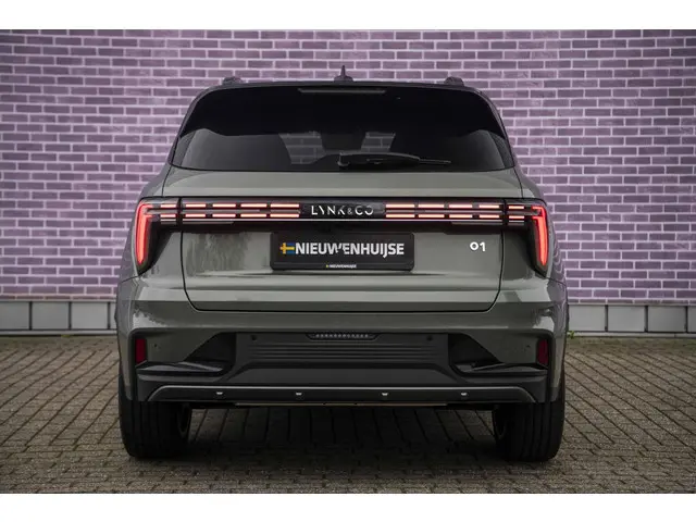 Lynk & Co 01 1.5 Plug-in Hybrid More 2025 Hybride Benzine 7