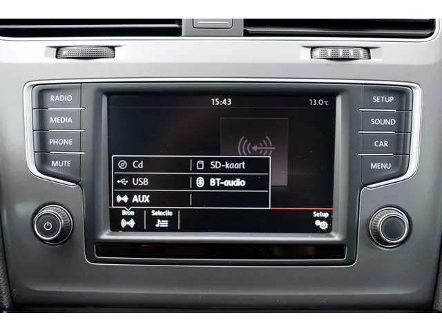 Volkswagen Golf 1.4 TSi Highline 2016 Benzine 13