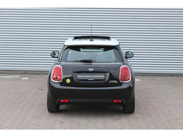 MINI Electric Mini MINI Electric 33 kWh 2022 Elektrisch 7