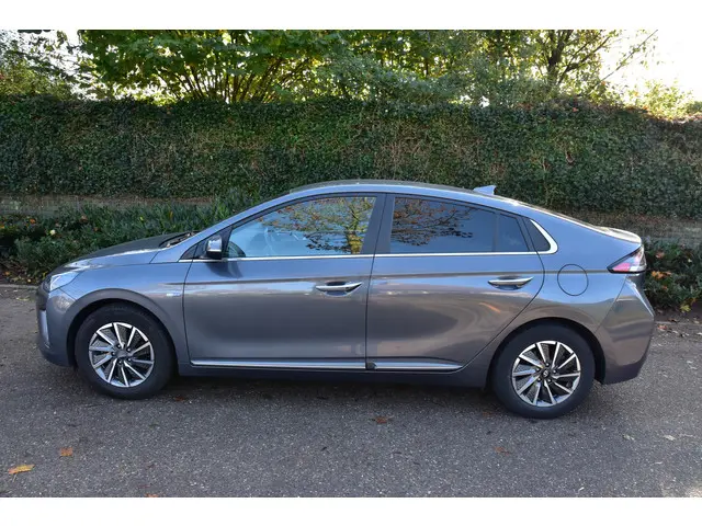 Hyundai IONIQ Comfort EV 38 kWh 2020 Elektrisch 3