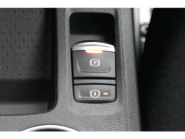 Renault Captur Mild Hybrid 160 PK R.S. Line 2022 Benzine 24