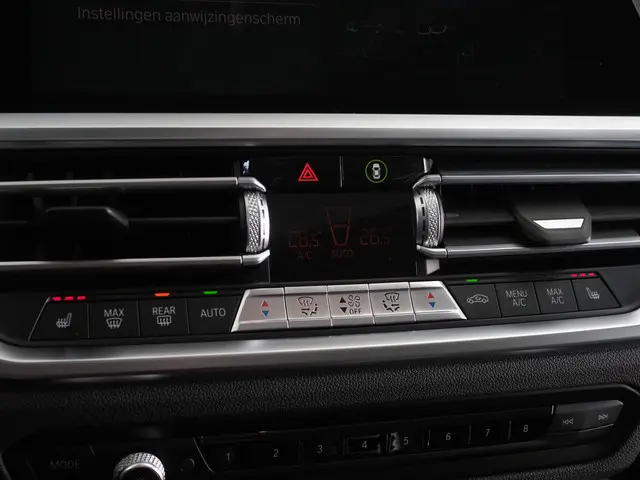 BMW 4 Serie Cabrio 420i High Executive 2021 Benzine 28