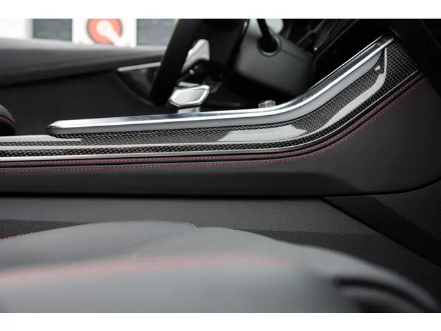 Audi SQ7 4.0 TFSI quattro ABT 7p 2024 Benzine 74