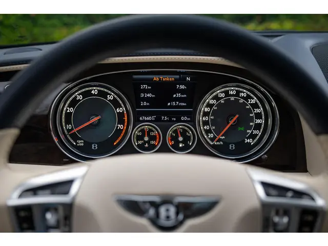 Bentley Flying Spur 4.0 V8 2016 Benzine 15